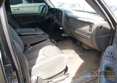 2004 Chevrolet Avalanche 1500 из США, поврежденный, VIN 3GNEC12T54G304847